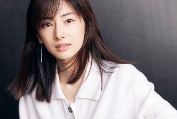 北川景子オフィシャルカレンダー2022 | SDP