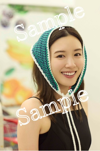 永野芽郁フォトブック＆スタイルブック スペシャルBOX「MAGNOLIE」 | SDP